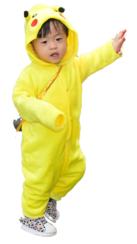 ピカチュウの恰好をした園児