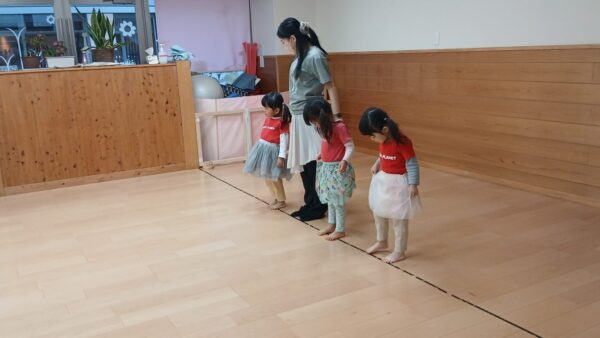 仲町台Ballet Lessonの動画です♪