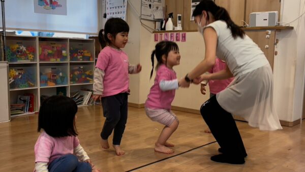 Ballet Lessonの動画です♪