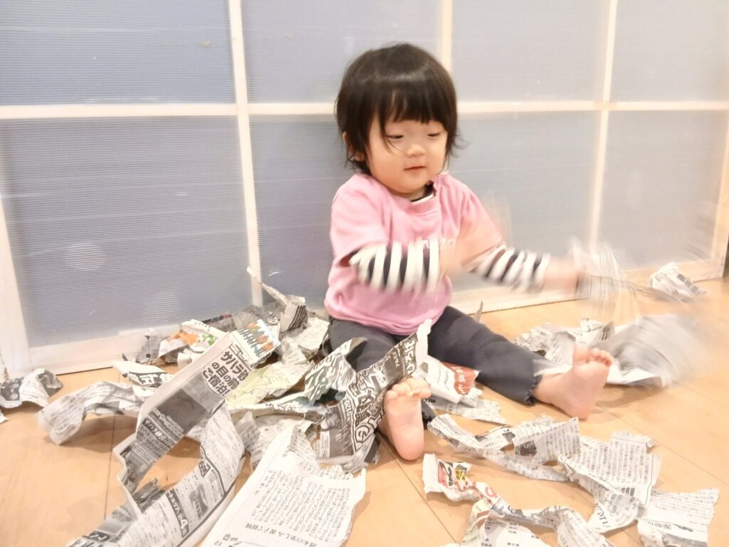 新聞紙であそぼう🌟